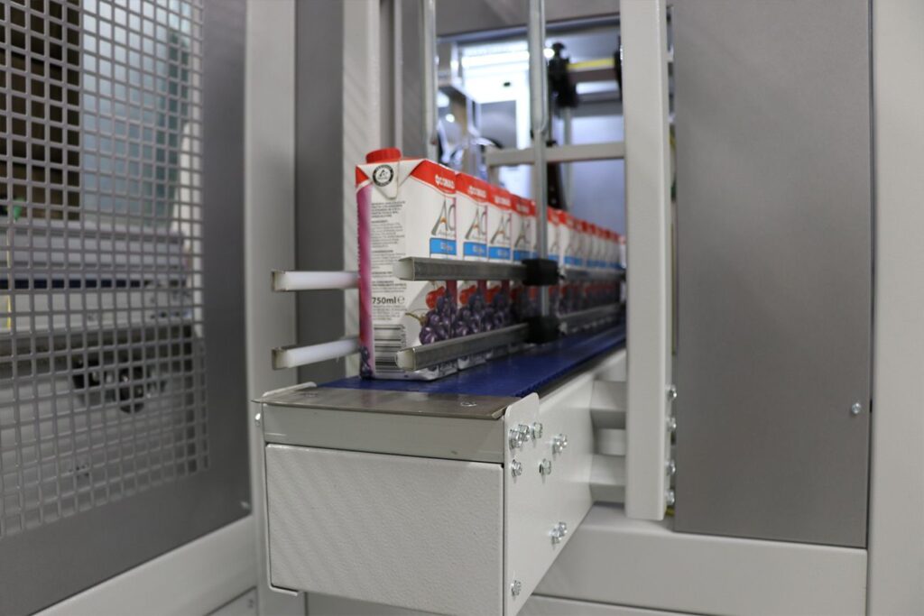 Máquina utilizada para embalar los embalajes de productos industriales y de cartón